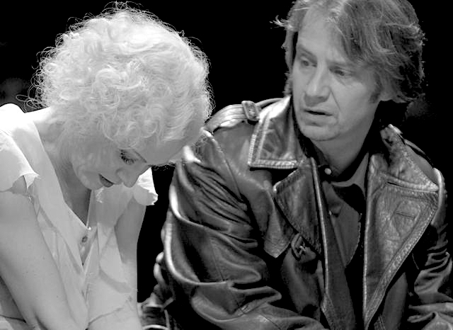 Six personnages en quête d'auteur